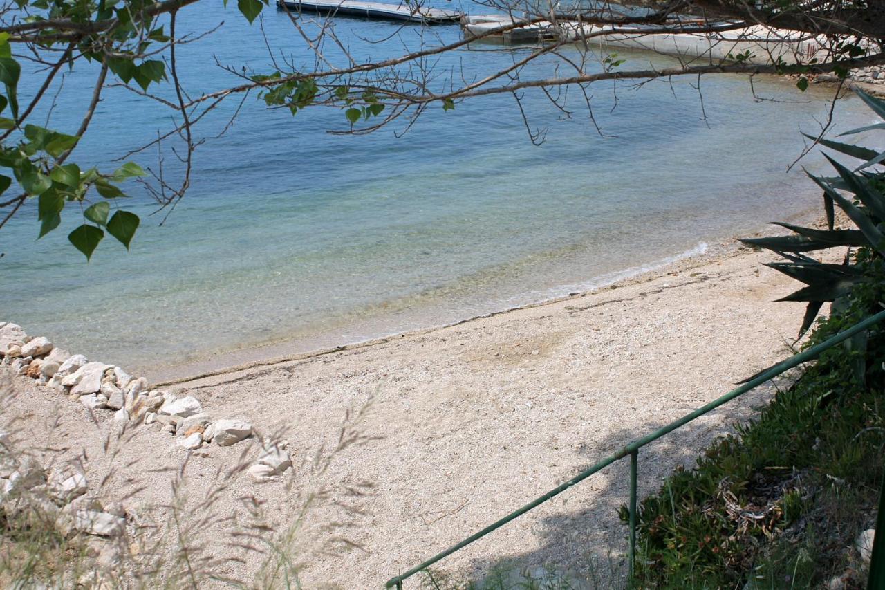 Double Room Supetarska Draga - Gornja 11579A ラブ エクステリア 写真